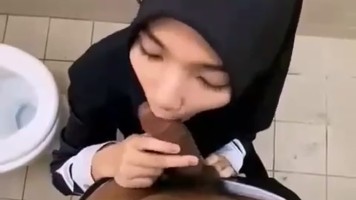 Ceweknya Jilbab Cakep