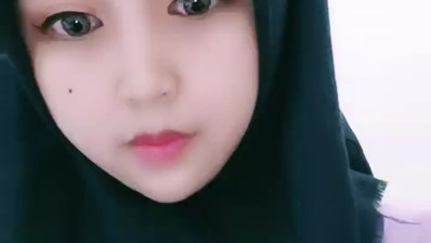 Ukhti Fira Jilbab Baju Ungu