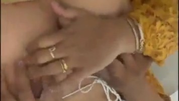 Bokep Ngentot – Mama Sahabat Dekatku VIRAL