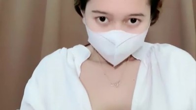 Bokep Molly Memek Ngangkang Sambil Remas Nenen