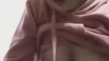 Bokep Indo VCS Tante Andi Aqilah Ukhti Jilbab Binal