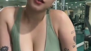 Hilda Renata Selebgram Cegil Pap Mandi Untuk Kekasih