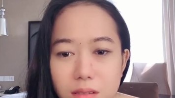 Challenge Live Tanpa Beha Hostnya Agak Malu Untuk Ebot